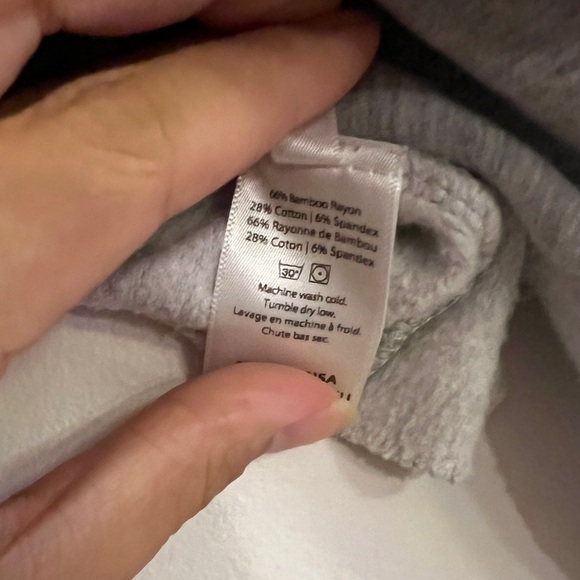 ARE YOU AM I cropped fleece sweatshirt with extra long sleeves XS - Picture 4 of 5